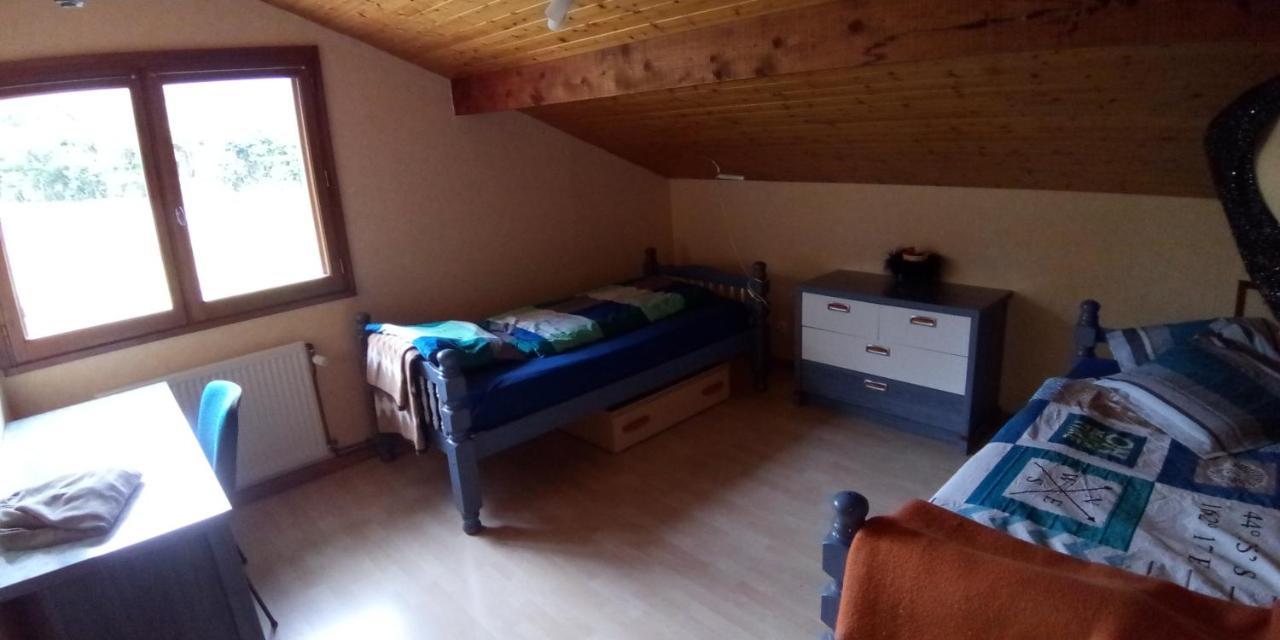 Zimmer Mit Fruehstueck Challes-les-Eaux Ngoại thất bức ảnh